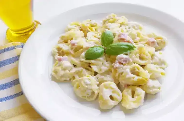 Tortellini alla Panna Titelbild